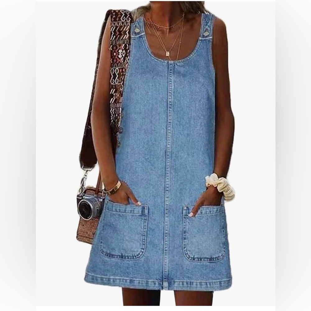 🩷. Women’s Light Blue Denim Pinafore Dress Jeans